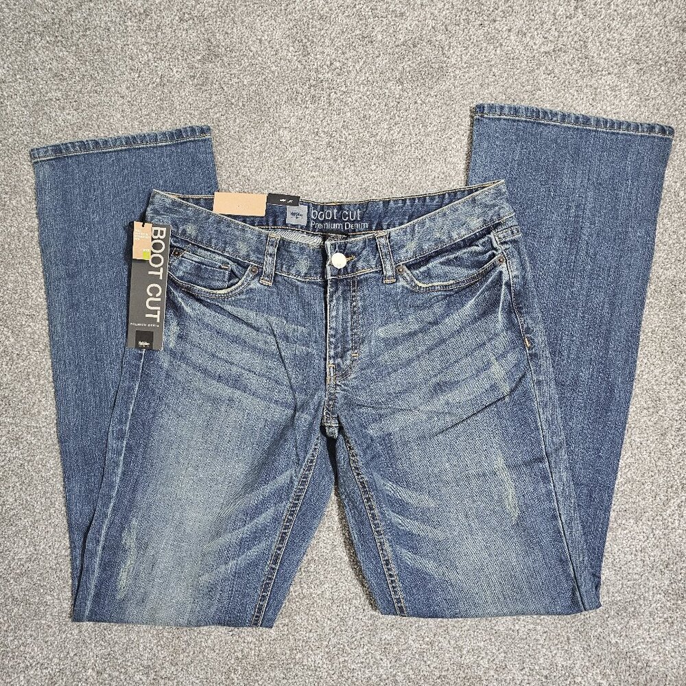MOSSIMO medium wash BOOT CUT premium denim JEANS mid waist STRAIGHT HIP / THIGH
